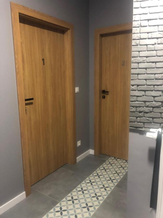 Apartament Z Ogrodkiem I Garazem Poznan Ngoại thất bức ảnh