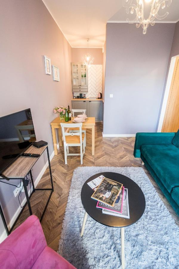 Apartament Z Ogrodkiem I Garazem Poznan Ngoại thất bức ảnh