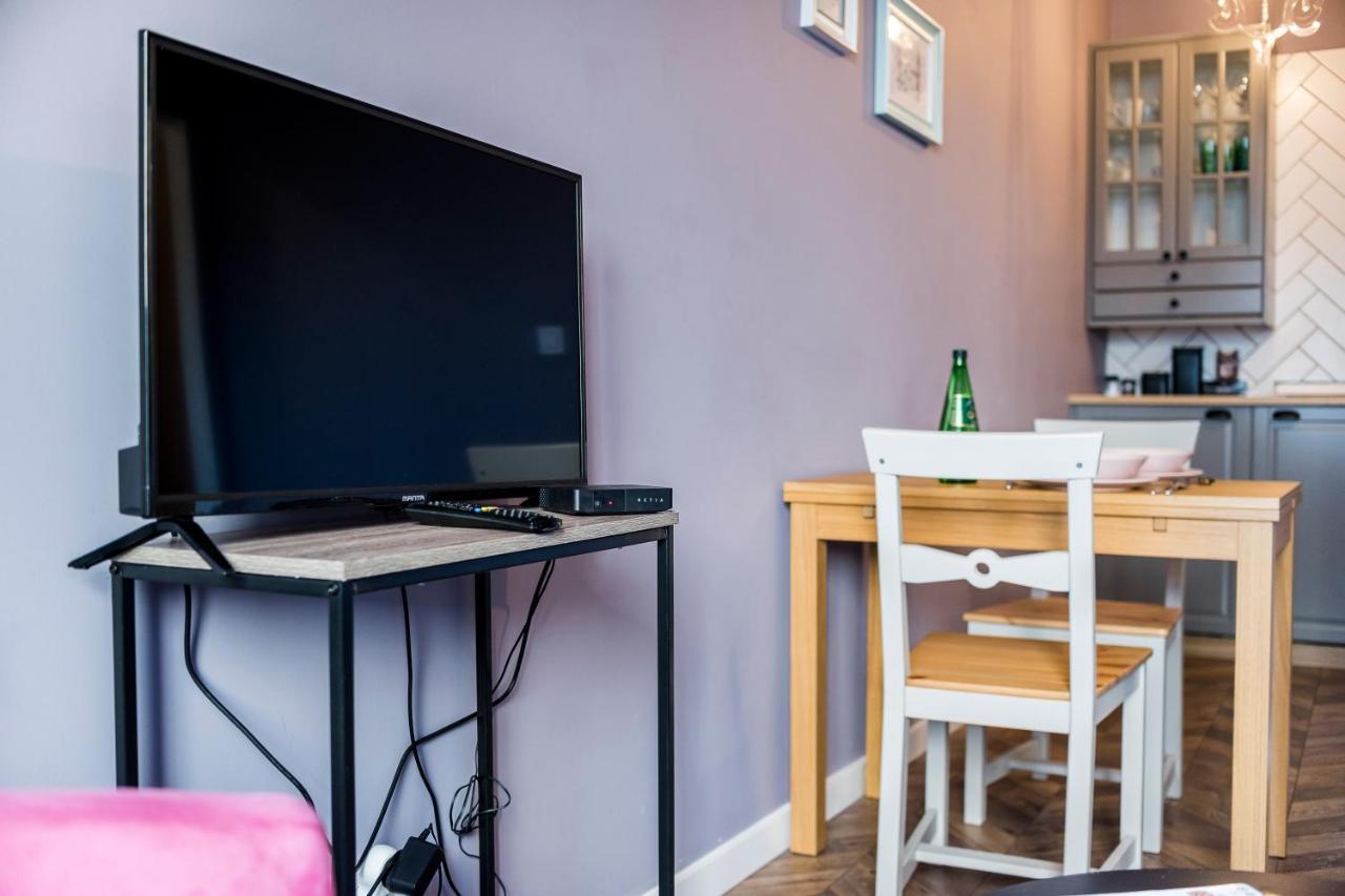 Apartament Z Ogrodkiem I Garazem Poznan Ngoại thất bức ảnh